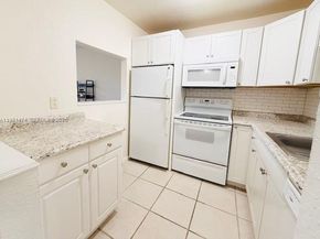 3061 NW 47th Ter 228B, Lauderdale Lakes FL 33313