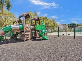 4974 SW 34th Ter, Hollywood FL 33312