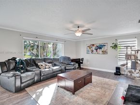 13901 Appalachian Trl, Davie FL 33325