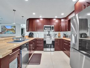 13901 Appalachian Trl, Davie FL 33325