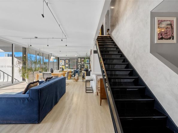 1000 Venetian Way 810, Miami FL 33139