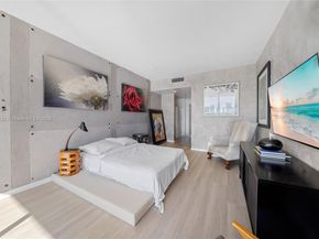 1000 Venetian Way 810, Miami FL 33139