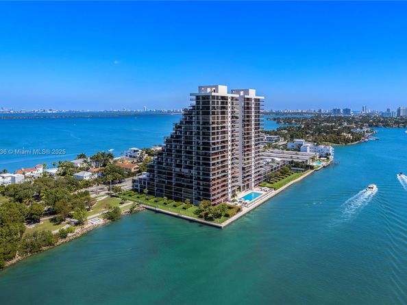 1000 Venetian Way 810, Miami FL 33139