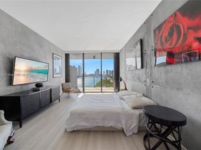 1000 Venetian Way 810, Miami FL 33139