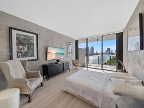 1000 Venetian Way 810, Miami FL 33139