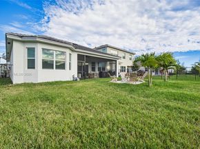 5413 Pecan Dr, Loxahatchee FL 33470
