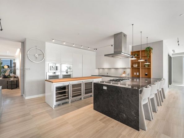 4701 N Meridian Ave 512, Miami Beach FL 33140