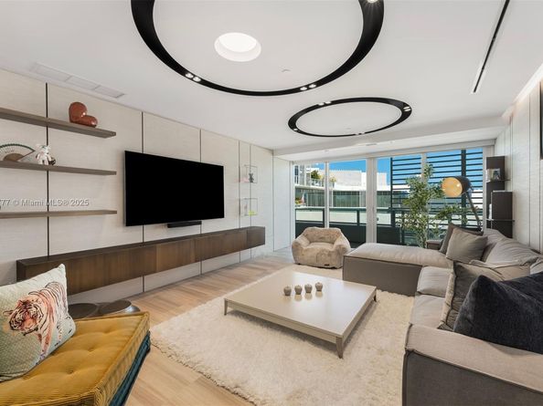 4701 N Meridian Ave 512, Miami Beach FL 33140