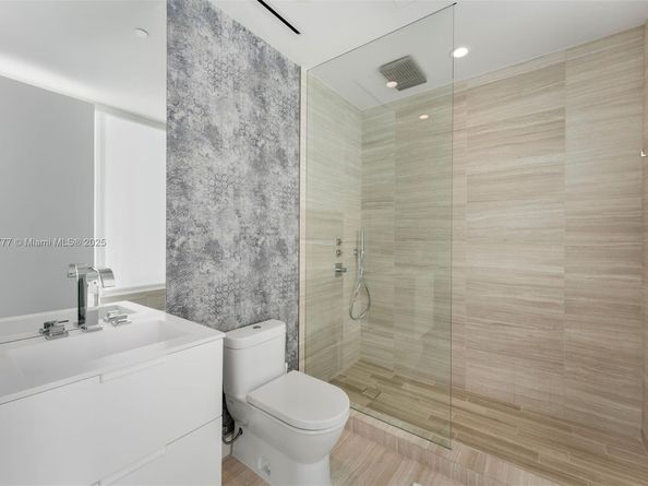 4701 N Meridian Ave 512, Miami Beach FL 33140