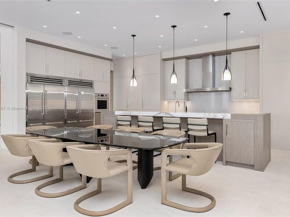 3052 N Atlantic Blvd, Fort Lauderdale FL 33308