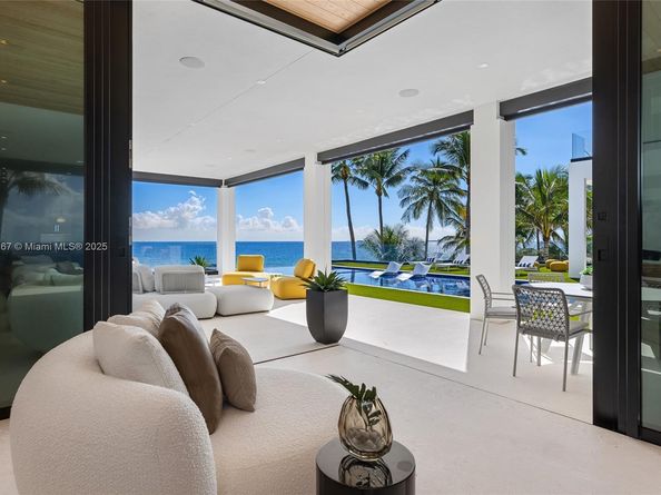 3052 N Atlantic Blvd, Fort Lauderdale FL 33308