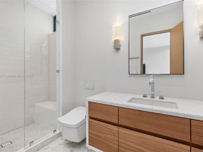 3052 N Atlantic Blvd, Fort Lauderdale FL 33308