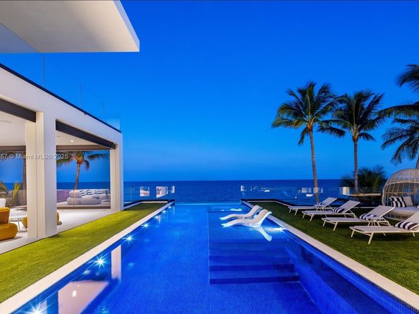 3052 N Atlantic Blvd, Fort Lauderdale FL 33308