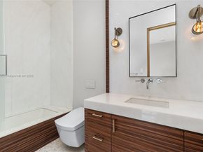 3052 N Atlantic Blvd, Fort Lauderdale FL 33308