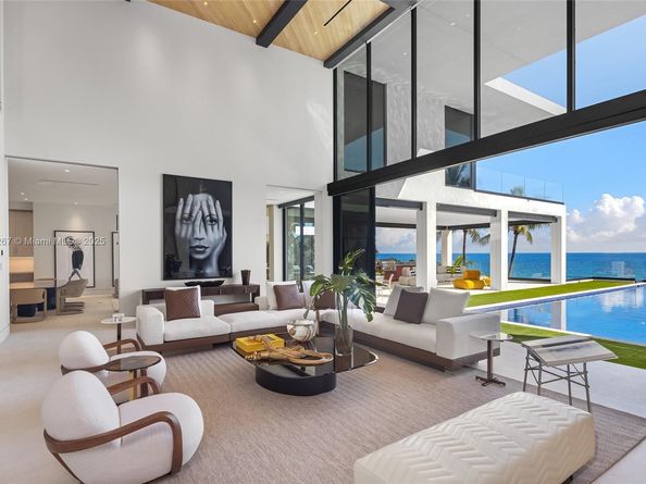 3052 N Atlantic Blvd, Fort Lauderdale FL 33308