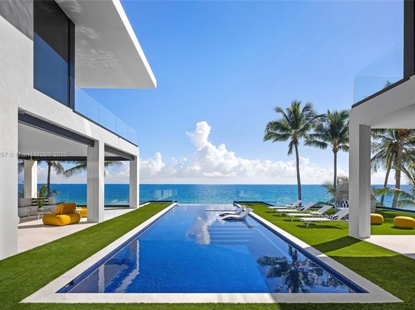 3052 N Atlantic Blvd, Fort Lauderdale FL 33308