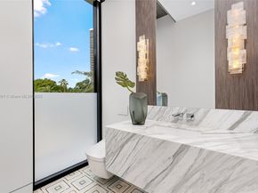 3052 N Atlantic Blvd, Fort Lauderdale FL 33308