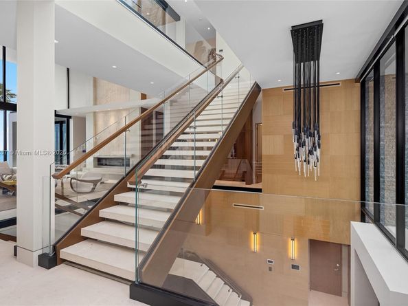 3052 N Atlantic Blvd, Fort Lauderdale FL 33308