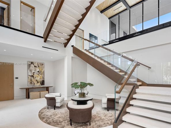 3052 N Atlantic Blvd, Fort Lauderdale FL 33308