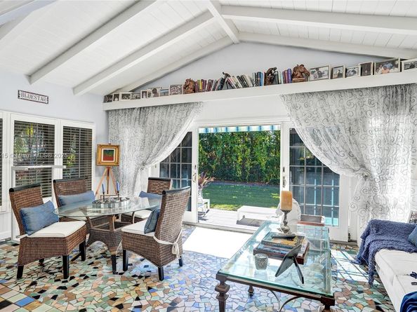 940 Hollywood Blvd, Hollywood FL 33019