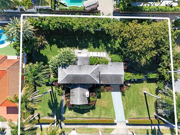 940 Hollywood Blvd, Hollywood FL 33019