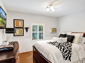 940 Hollywood Blvd, Hollywood FL 33019