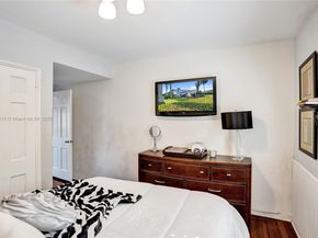 940 Hollywood Blvd, Hollywood FL 33019