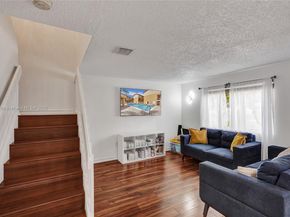 6205 Kendale Lakes Cir 279, Miami FL 33183