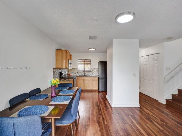 6205 Kendale Lakes Cir 279, Miami FL 33183