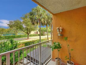 6205 Kendale Lakes Cir 279, Miami FL 33183