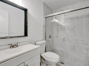 6205 Kendale Lakes Cir 279, Miami FL 33183