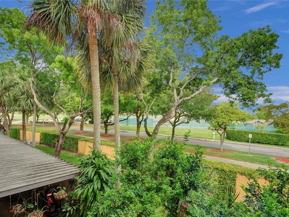 6205 Kendale Lakes Cir 279, Miami FL 33183