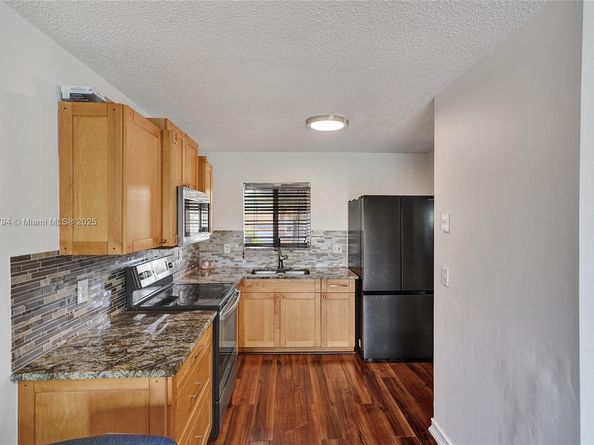6205 Kendale Lakes Cir 279, Miami FL 33183