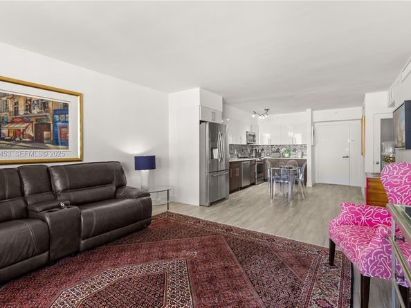 100 Lincoln Rd 643, Miami Beach FL 33139