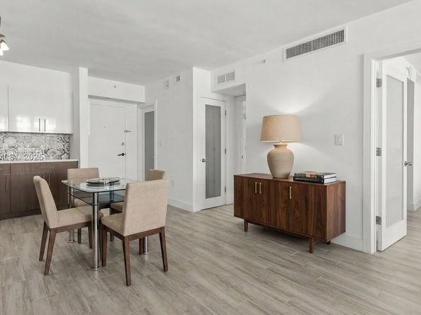 100 Lincoln Rd 643, Miami Beach FL 33139