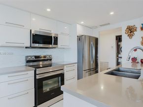 3800 Hillcrest Dr 411, Hollywood FL 33021