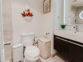 3800 Hillcrest Dr 411, Hollywood FL 33021