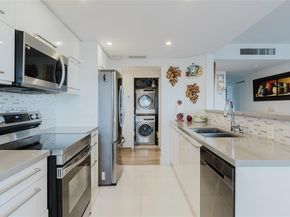 3800 Hillcrest Dr 411, Hollywood FL 33021