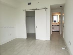 2000 Metropica Way 1607, Sunrise FL 33323