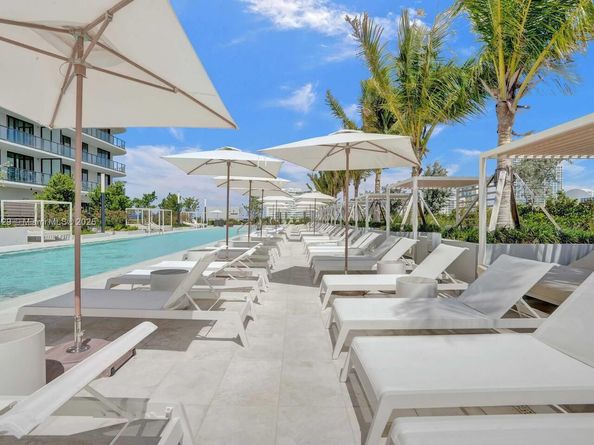 580 72nd 1004, Miami Beach FL 33141