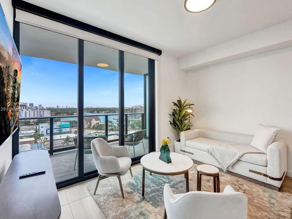 580 72nd 1004, Miami Beach FL 33141