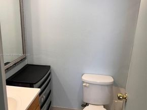 2350 NE 135th St 903, North Miami FL 33181
