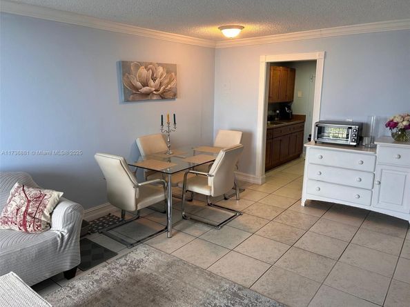 2350 NE 135th St 903, North Miami FL 33181