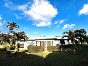 4905 Bayberry Ln, Tamarac FL 33319