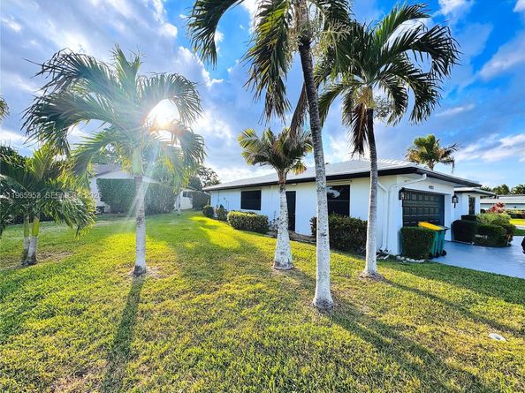 4905 Bayberry Ln, Tamarac FL 33319