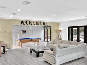 15555 Old Cutler Rd, Palmetto Bay FL 33157