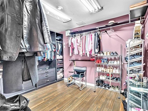 15555 Old Cutler Rd, Palmetto Bay FL 33157