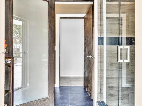 15555 Old Cutler Rd, Palmetto Bay FL 33157