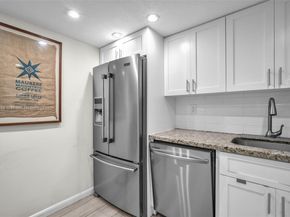 2600 Collins Ave 206, Miami Beach FL 33140