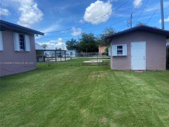 21375 SW 122nd Ave, Miami FL 33177